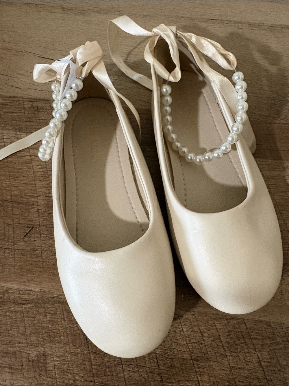Phiramin Toddler Ballet Flats with Pearl strap